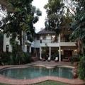 Exterior of Pettigrew s Place