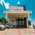 Image of Poppys Hotel
