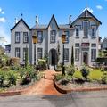 Exterior of Quality Hotel Colonial Launceston