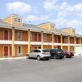 Exterior of Quality Inn Albertville US 431