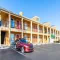 Exterior of Quality Inn Arab Hwy 231