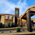 Exterior of Quality Inn Brunswick Cleveland South