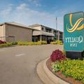Exterior of Quality Inn Columbus, MS