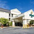 Exterior of Quality Inn Danville University Area