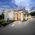 Exterior of Quality Inn Edison-New Brunswick
