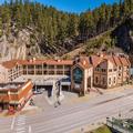 Exterior of Quality Inn Keystone near Mount Rushmore