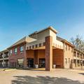 Exterior of Quality Inn Memphis Airport