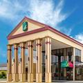 Exterior of Quality Inn & Suites