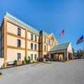 Exterior of Quality Inn & Suites