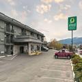 Exterior of Quality Inn & Suites