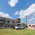 Photo of Quality Inn & Suites Groesbeck North
