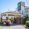 Exterior of Quality Inn & Suites Longview Kelso