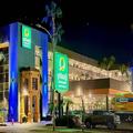 Exterior of Quality Inn & Suites Los Angeles Airport - Stadium District