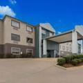 Exterior of Quality Inn & Suites Pearl - Jackson