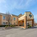 Photo of Quality Inn & Suites Sandusky