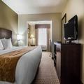 Exterior of Quality Suites St. Joseph