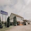 Exterior of Queen City Inn