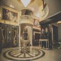 Photo of Queen's Suite Hotel