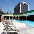 Exterior of Radisson Hotel Oakland Airport