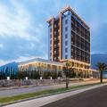 Exterior of Ramada by Wyndham Tire
