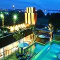 Exterior of Rashmi's The Plaza Vientiane