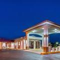 Exterior of Red Roof Inn Buffalo, TX
