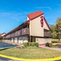 Exterior of Red Roof Inn Columbia, MO