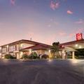 Exterior of Red Roof Inn Shelbyville