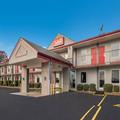 Exterior of Red Roof Inn & Suites Jackson, TN