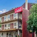 Exterior of Red Roof Inn York Downtown