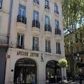 Exterior of Regina Hotel