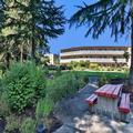 Exterior of Riverfront Inn Roseburg