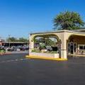 Exterior of Rodeway Inn San Antonio Lackland AFB - SeaWorld