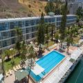 Exterior of Ron Beach Hotel