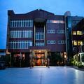 Exterior of Royal Nick Hotel
