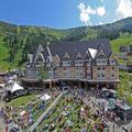 Exterior of Schweitzer Mountain Resort Selkirk Lodge