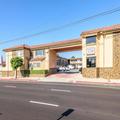Image of Sea Rock Inn - Los Angeles