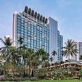 Exterior of Shangri La Singapore