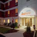 Exterior of Sonesta Simply Suites Boston Braintree