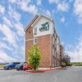 Exterior of Studio 6 Extended Stay Oklahoma City Norman OK