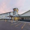 Photo of Super 8 by Wyndham Belgrade/Bozeman Airport