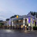 Exterior of Super 8 by Wyndham Bradenton Sarasota Area