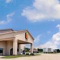 Photo of Super 8 by Wyndham Clarksville East