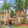 Exterior of Super 8 by Wyndham Daytona Beach