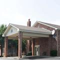 Photo of Super 8 by Wyndham Greenfield