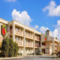 Exterior of Super 8 by Wyndham Hermitage Nashville
