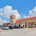 Exterior of Super 8 by Wyndham Houston Hobby Airport South