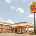 Exterior of Super 8 by Wyndham Kingsville