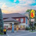 Exterior of Super 8 by Wyndham Lethbridge