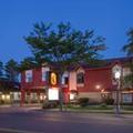 Image of Super 8 by Wyndham Mackinaw City/Beachfront Area